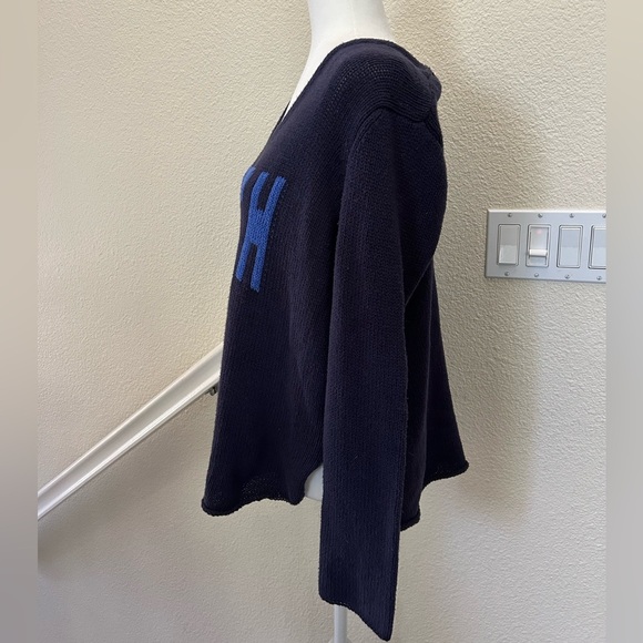 Knitted “Beach” lightweight sweater in block letters navy Vneck size Large - Picture 3 of 11